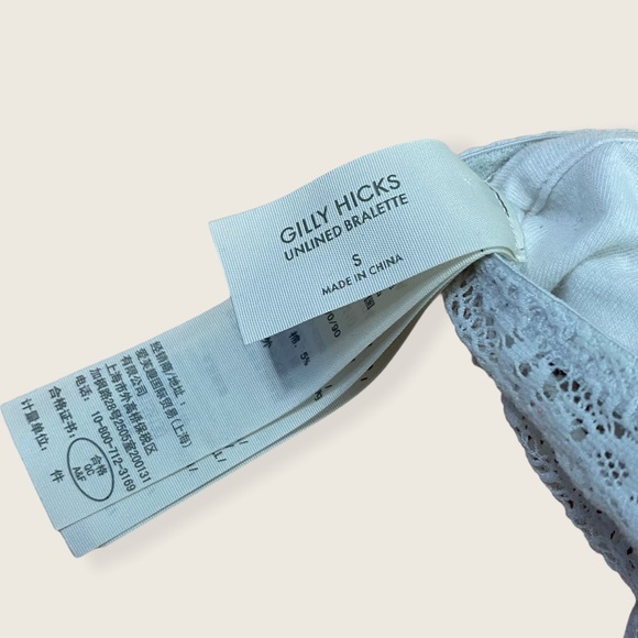 3/$30 ✨ Gilly Hicks Off-White Frilly Ruching Lace Unlined Bralette Size SMALL - Picture 4 of 6